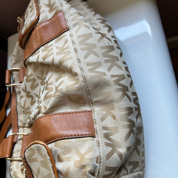 Michael Kors Signature Satchel Handbag  Khaki Gold Hardware - Picture 6 of 11